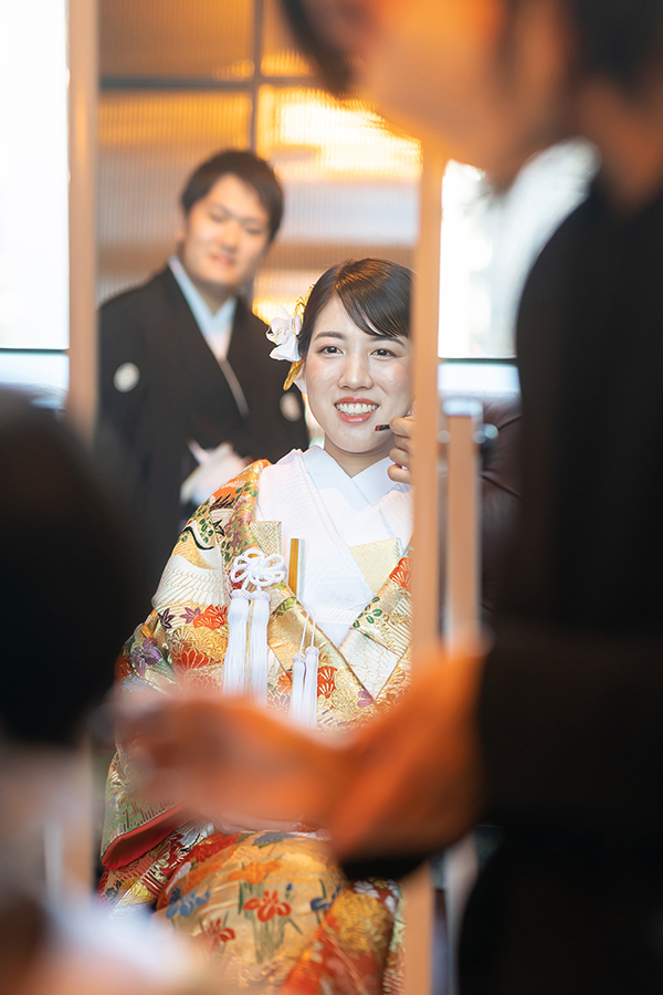 名古屋市にあるゲートハウスでの結婚式撮影。リップシーン