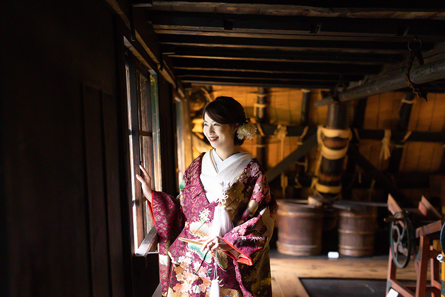 岐阜県の白川郷での和装前撮りロケーション撮影