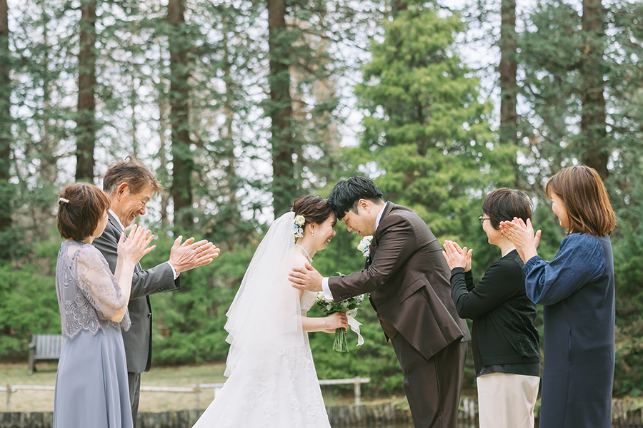 三重県鈴鹿市で手作り結婚式・家族に囲まれ幸せな時間を過ごせました。