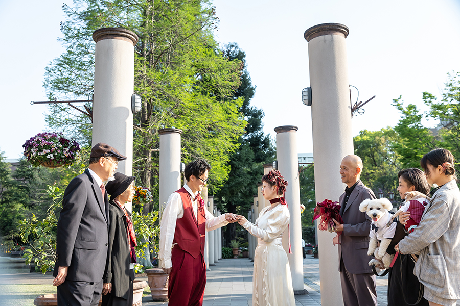 お二人が大好きな名古屋市・大須でドレス前撮り