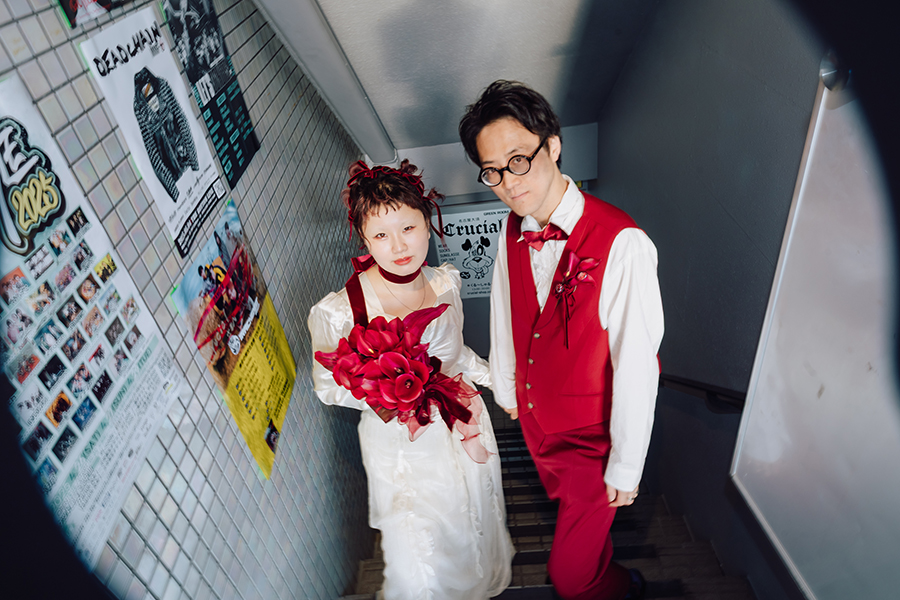 お二人が大好きな名古屋市・大須でドレス前撮り